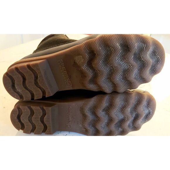 SPERRY MENS AVENUE OLIVE DUCK BOOT NWOB  SIZE US 7 - Picture 10 of 10